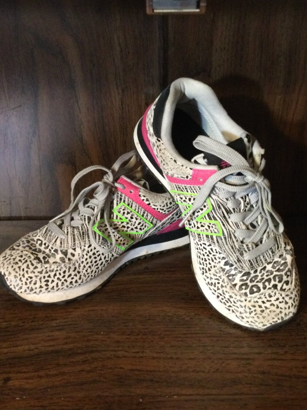 New Balance 574 Women's Sneakers WL574ANA Cheetah Leopard Animal Print Pink Neon